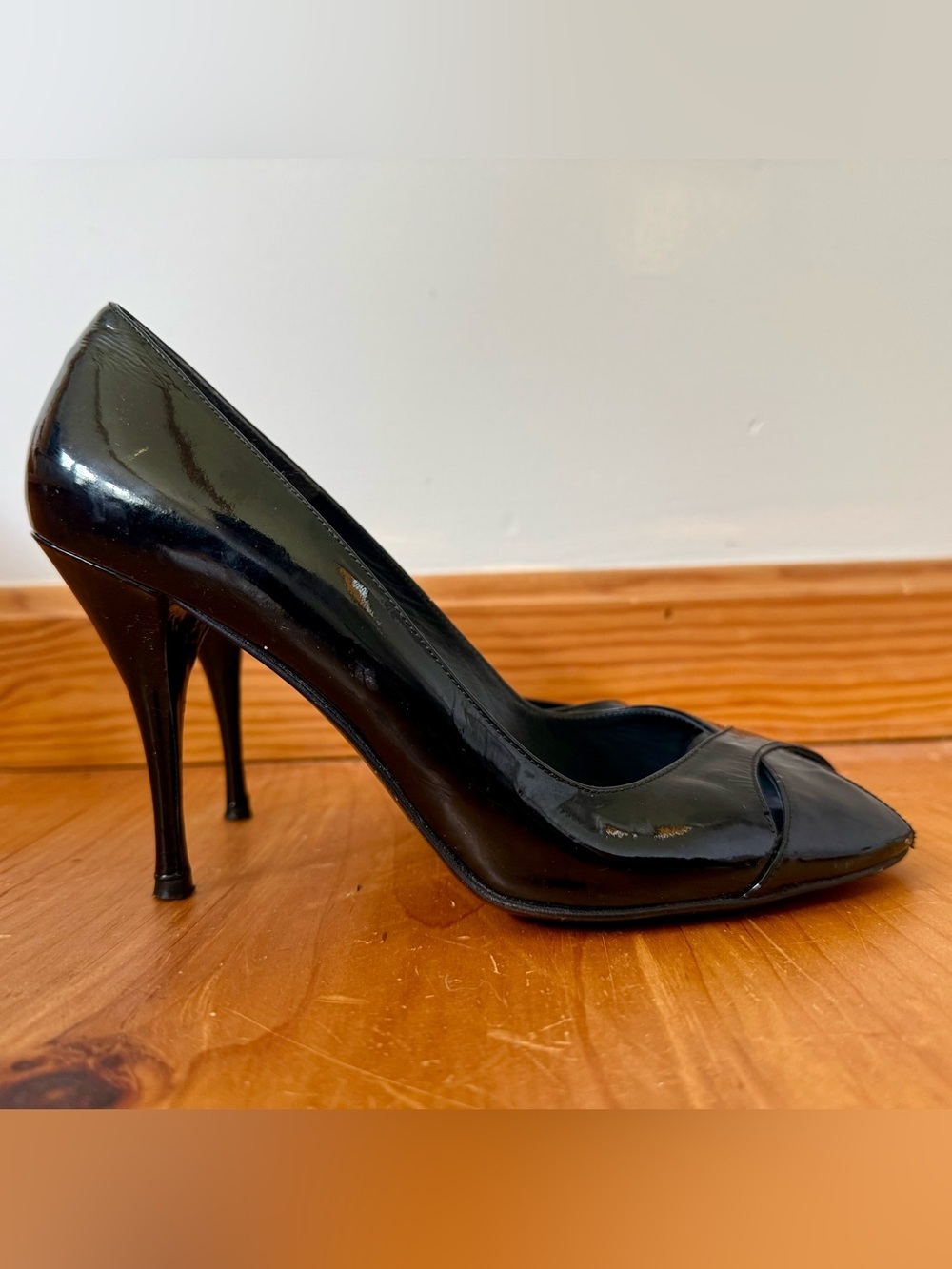 Stuart Weitzman Patent Leather Peep Toe Pumps | Size 9 - Picture 4 of 8